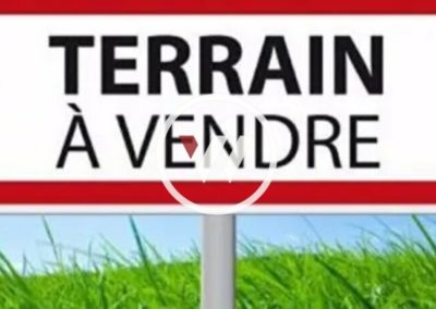 TERRAIN À VENDRE ! PERMIS PURGER DE TOUT RECOURS