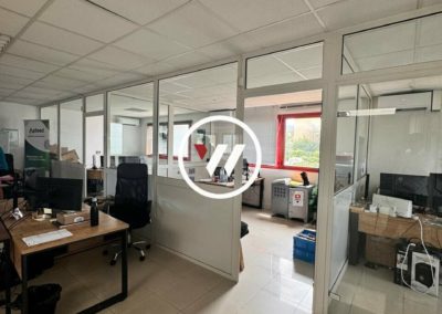 LOCAL MIXTE ACTIVITE/BUREAUX A LOUER