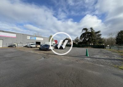 &Agrave; louer  Entrep&ocirc;t avec bureaux  Exclusivit&eacute;